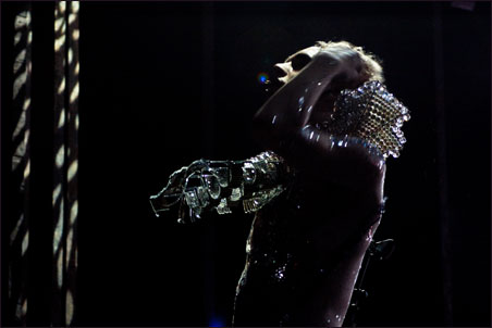 Patrick Wolf © Ravenblakh Patrick Wolf performs "Vulture" at the London Palladium - by Ravenblakh